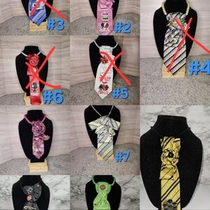 Chic Gold and Black Striped Tie